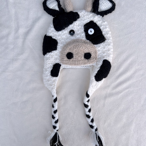 Cow & Smiley Face Hats | One Size | Preowned - Picture 3 of 8